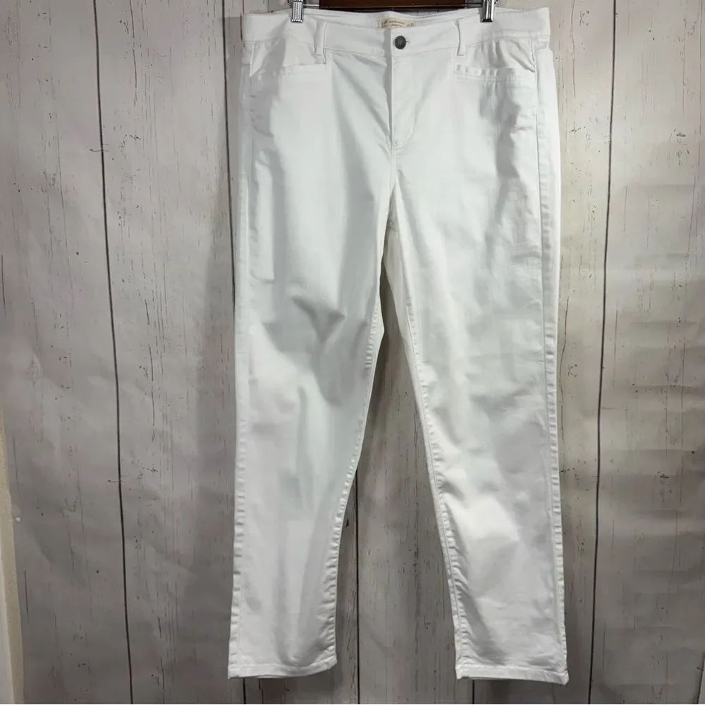J Jill White Slim Boyfriend Straight Leg Jeans 16 Stretch Casual Denim Coastal